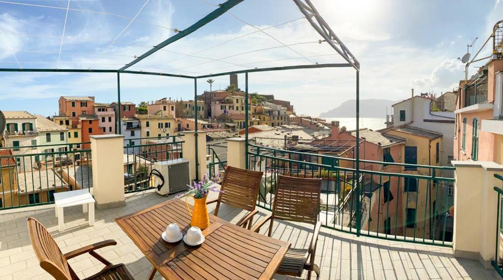 Solemagia Hotel Vernazza Exterior photo